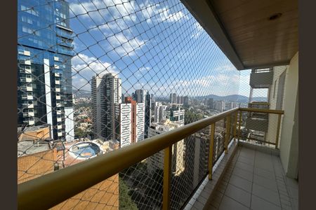 Apartamento para alugar com 107m², 3 quartos e 2 vagasVaranda da Sala