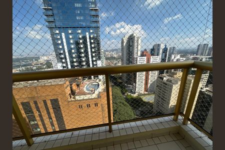 Apartamento para alugar com 107m², 3 quartos e 2 vagasVaranda