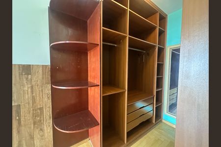 Apartamento para alugar com 107m², 3 quartos e 2 vagasCloset da suíte