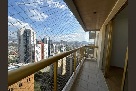 Apartamento para alugar com 107m², 3 quartos e 2 vagasVaranda da Sala