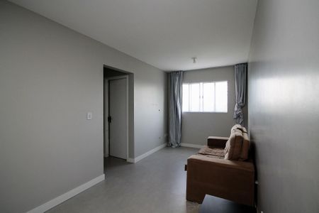 Sala de apartamento para alugar com 2 quartos, 47m² em Cemucam, Cotia