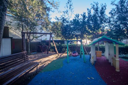 Apartamento à venda com 75m², 2 quartos e 2 vagas Apartamento à venda com 75m², 2 quartos e 2 vagasÁrea comum - Playground