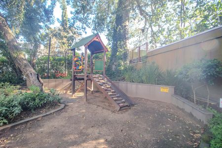 Apartamento à venda com 75m², 2 quartos e 2 vagas Apartamento à venda com 75m², 2 quartos e 2 vagasÁrea comum - Playground