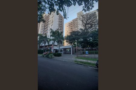 Apartamento à venda com 75m², 2 quartos e 2 vagas Apartamento à venda com 75m², 2 quartos e 2 vagasFachada