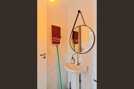 Apartamento para alugar com 42m², 2 quartos e sem vagaBanheiro