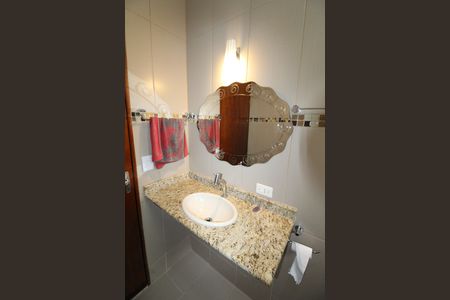 Banheiro de casa para alugar com 2 quartos, 136m² em Vila Industrial, São José dos Campos