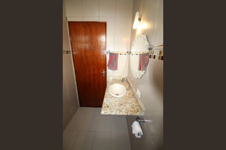 Casa para alugar com 136m², 2 quartos e 1 vagaBanheiro