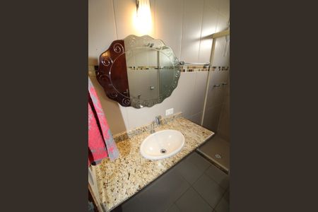 Casa para alugar com 136m², 2 quartos e 1 vagaBanheiro