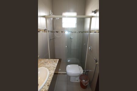 Casa para alugar com 136m², 2 quartos e 1 vagaBanheiro