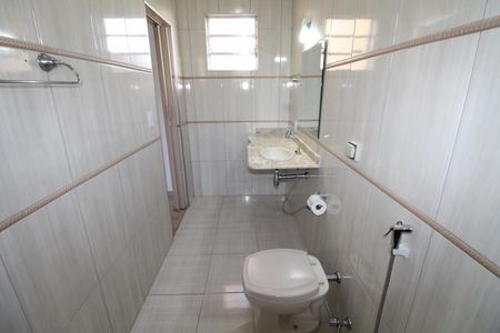 Casa para alugar com 136m², 2 quartos e 1 vagaBanheiro da Suíte