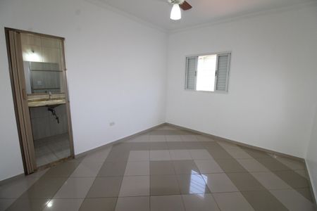 Casa para alugar com 136m², 2 quartos e 1 vagaSuíte