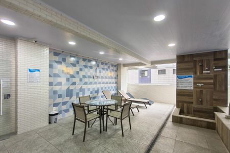 Apartamento para alugar com 110m², 2 quartos e 1 vagaÁrea comum - Piscina