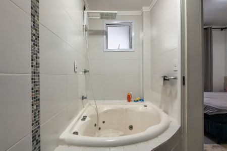 Apartamento para alugar com 110m², 2 quartos e 1 vagaBanheiro da Suíte