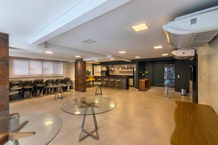 Apartamento para alugar com 110m², 2 quartos e 1 vagaÁrea comum - Salão de festas