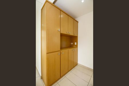 Apartamento para alugar com 120m², 5 quartos e 2 vagasRoupeiro