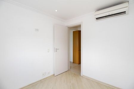 Apartamento para alugar com 120m², 5 quartos e 2 vagasQuarto 2
