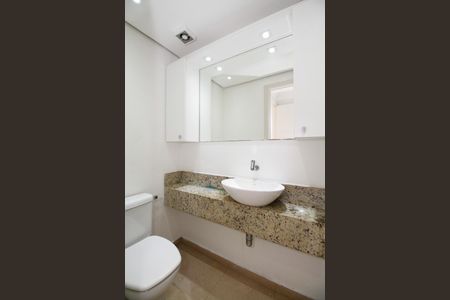 Apartamento para alugar com 120m², 5 quartos e 2 vagasBanheiro Social