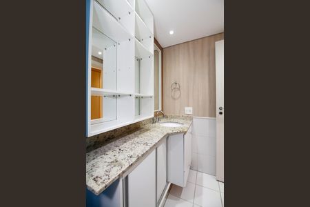 Apartamento para alugar com 120m², 5 quartos e 2 vagasBanheiro da Suíte 1