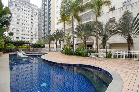 Apartamento para alugar com 120m², 5 quartos e 2 vagasÁrea Comum - Piscina