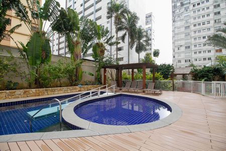 Apartamento para alugar com 120m², 5 quartos e 2 vagasÁrea Comum - Piscina