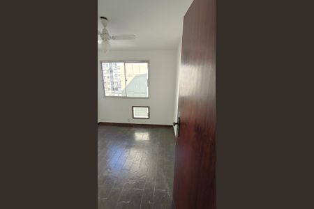 Apartamento à venda com 76m², 3 quartos e 1 vagaSala