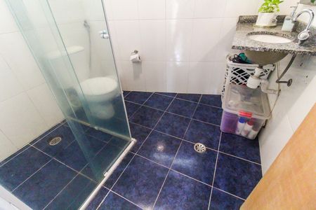 Casa à venda com 98m², 2 quartos e 2 vagas Casa à venda com 98m², 2 quartos e 2 vagasBanheiro