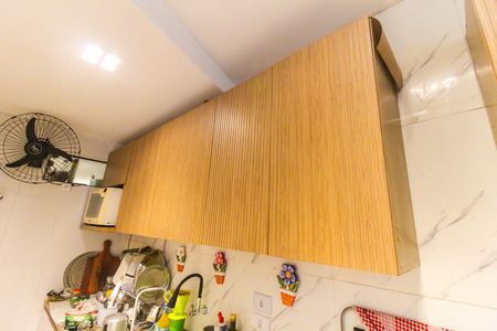 Casa à venda com 98m², 2 quartos e 2 vagas Casa à venda com 98m², 2 quartos e 2 vagasCozinha