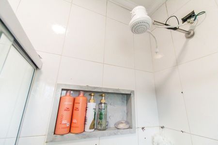 Casa à venda com 98m², 2 quartos e 2 vagas Casa à venda com 98m², 2 quartos e 2 vagasBanheiro