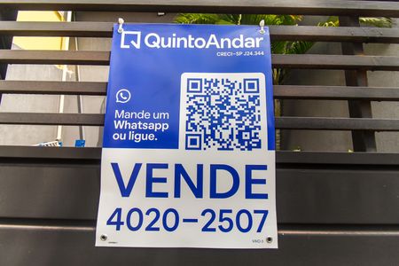 Casa à venda com 98m², 2 quartos e 2 vagas Casa à venda com 98m², 2 quartos e 2 vagasPlaca
