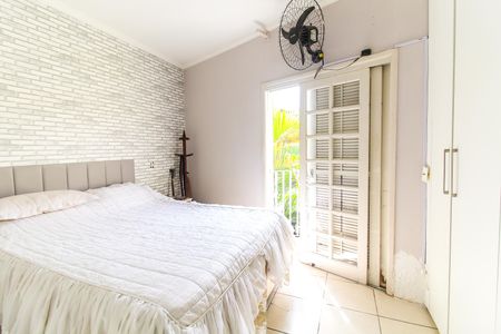 Casa à venda com 98m², 2 quartos e 2 vagas Casa à venda com 98m², 2 quartos e 2 vagasQuarto 1