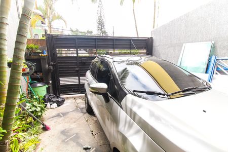 Casa à venda com 98m², 2 quartos e 2 vagas Casa à venda com 98m², 2 quartos e 2 vagasGaragem