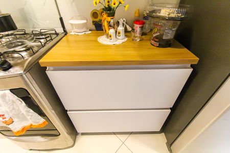 Casa à venda com 98m², 2 quartos e 2 vagas Casa à venda com 98m², 2 quartos e 2 vagasCozinha