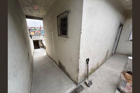 Casa para alugar com 80m², 2 quartos e 1 vaga Casa para alugar com 80m², 2 quartos e 1 vagaCorredor