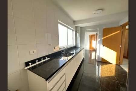 Cozinha de apartamento para alugar com 4 quartos, 248m² em Buritis, Belo Horizonte