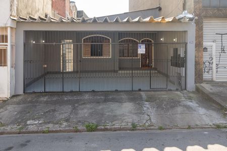 Casa para alugar com 300m², 4 quartos e 3 vagasFachada