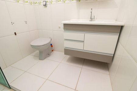 Casa para alugar com 300m², 4 quartos e 3 vagasBanheiro da Suíte 1