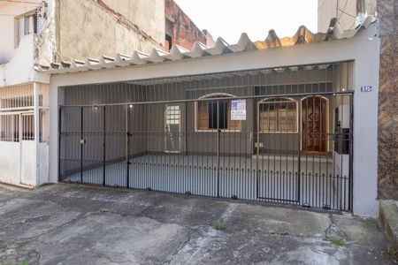 Casa para alugar com 300m², 4 quartos e 3 vagasFachada