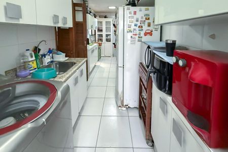 Casa de condomínio à venda com 210m², 4 quartos e 1 vagaCozinha 