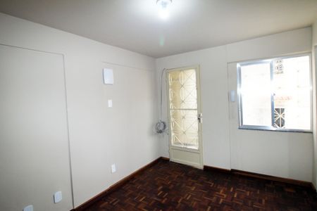 Sala de apartamento para alugar com 2 quartos, 43m² em Irajá, Rio de Janeiro