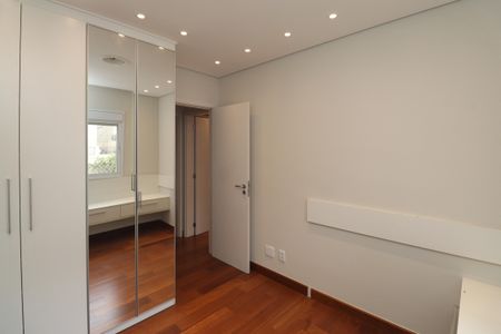 Apartamento à venda com 136m², 3 quartos e 2 vagasQuarto 1