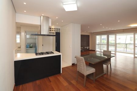 Apartamento à venda com 136m², 3 quartos e 2 vagasSala de Jantar