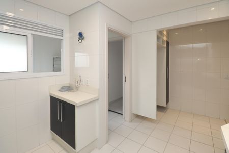 Apartamento à venda com 136m², 3 quartos e 2 vagasCozinha