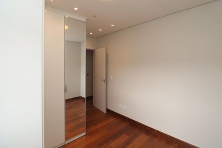 Apartamento à venda com 136m², 3 quartos e 2 vagasQuarto 2