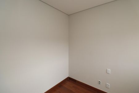 Apartamento à venda com 136m², 3 quartos e 2 vagasQuarto 2