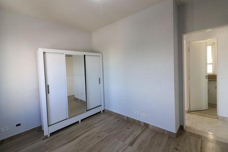 Apartamento à venda com 67m², 3 quartos e 1 vagaQuarto 2