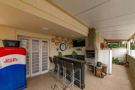 Casa à venda com 267m², 4 quartos e 3 vagas