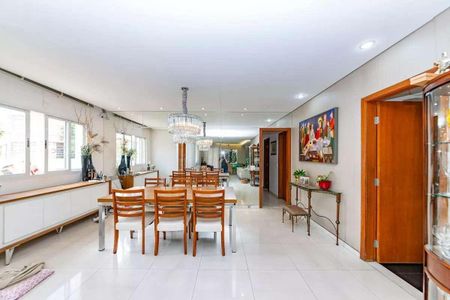 Casa à venda com 4 quartos, 267m² em Gutierrez, Belo Horizonte