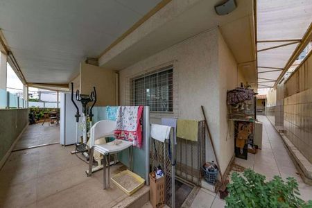 Casa à venda com 267m², 4 quartos e 3 vagas