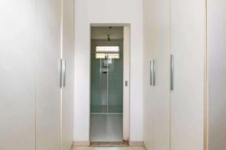 Casa à venda com 267m², 4 quartos e 3 vagas