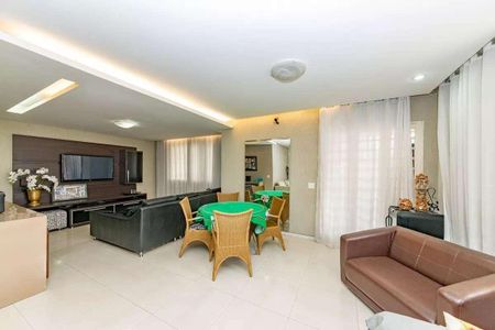 Casa à venda com 4 quartos, 267m² em Gutierrez, Belo Horizonte